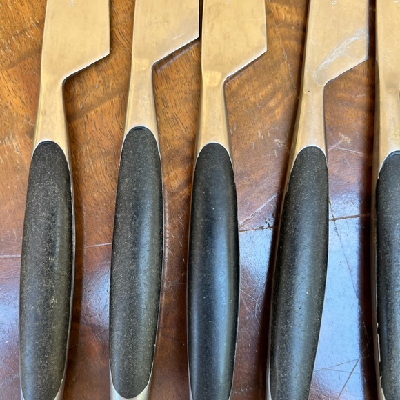 Set of 8 vintage steak knives. - Picture 2 of 3